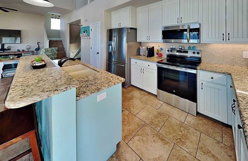 Key Allegro House | Island Charm | Pet-friendly, Key Allegro