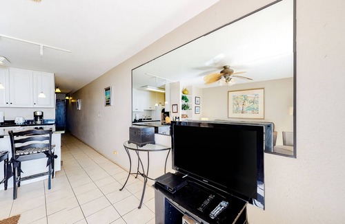 Maalaea Condo | Island Sands Resort Condo w/Free WiFi, Ocean View-Near Everything