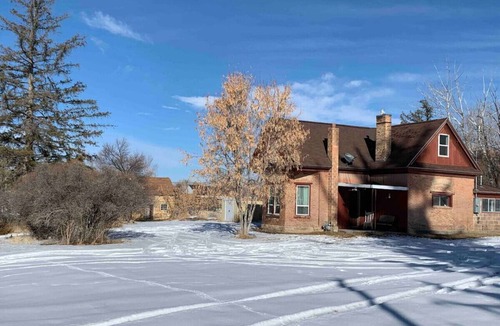 Spring City House | Jailer`s Cottage | 130-Year-Old Gem | Sleeps 12
