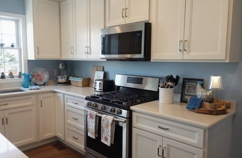 Stormstown Bed & Breakfast | Jayne's Timeless Treasures 1- bedroom Bed and Breakfast in charming Port Matilda