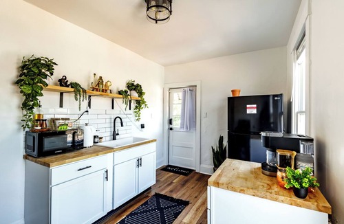 German Village Apartment | Jungle House Historic Lofts – German Village