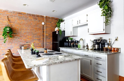 Italian Village House | Jungle House Luxury Lofts - Short North High Street