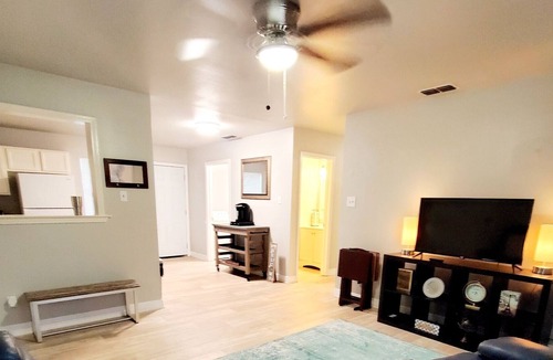 Tyler House | Just North of Downtown