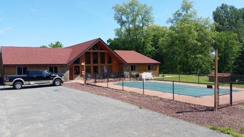 Town of Scriba Hotel | K&G Lodge