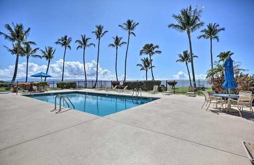 Kaunakakai House | Kaunakakai Home at Molokai Shores w/Pool!