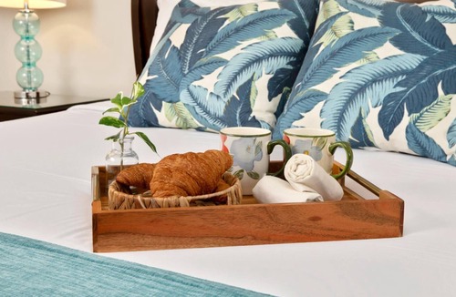 Kahana Resort | KBM Resorts: Kahana Reef KHR-408, 1 Bedroom Remodeled, Stunning Ocean Views for Miles, Whales, Turtles, Beach Front, Includes Rental Car!