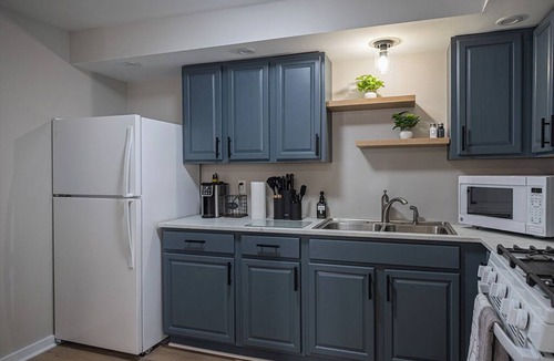 Erie Apartment | Kelso Lodge Suite 3 - Private Beach Access - Erie - Newly Remodeled