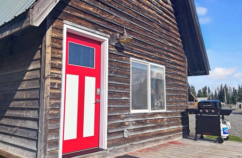 Kalifornsky Cabin | Kenai Beachfront Cabin 2 - Middle of Kenai and Kasilof river fishing grounds