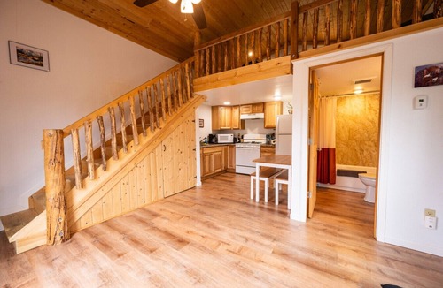 Kalifornsky Cabin | Kenai Fishing Cabin | Full Kitchen & Fire Pit