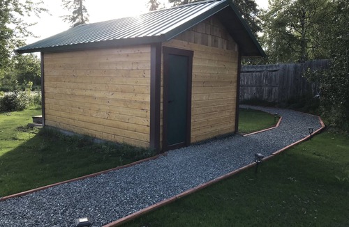 Ridgeway Cabin | Kenai River Kayak and Cabin #3 30 feet from the riverbank