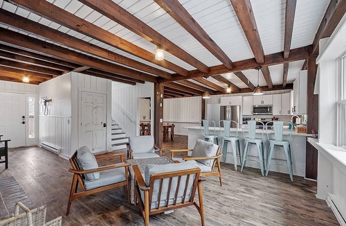 Kennebunkport House | Kennebunkport Summer Rental walk to Dock Square! PET Friendly!