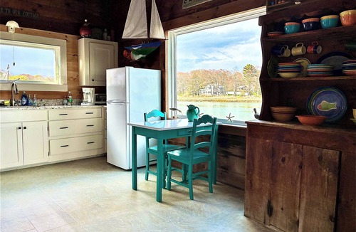 Cape Porpoise Cottage | Kennebunkport Waterfront Cottage - Ocean View