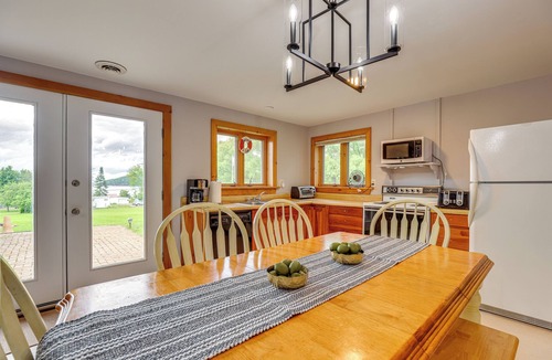Hammondsport Cabin | Keuka Lake Cabin w/Boat Dock Access & Fire Pit!