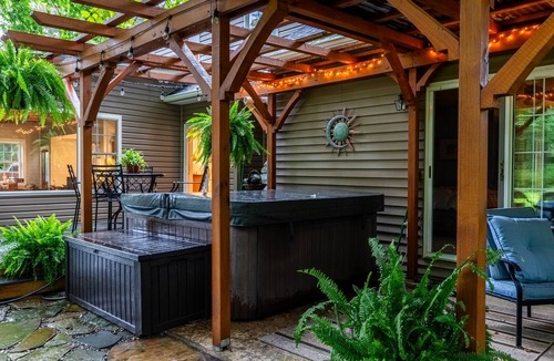 Irvine Apartment | Kick back and relax in our calm, cozy space, and enjoy the hot tub and firepit
