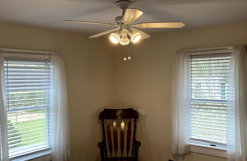 Flat Rock House | King Family Farmstead- Spacious family home