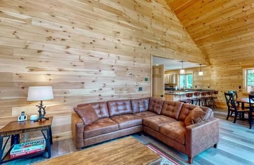 Carrabassett Valley House | Kingslanding Cabin