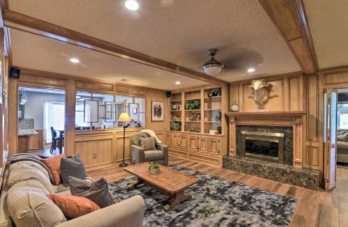 Freeport House | Lake Access & Pool: Spacious Freeport Home!