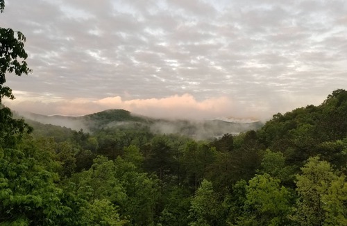 Clayton Cabin | Lake Burton & Mountain View Cabin, Sleeps 8, 3BR/3BA — Clayton GA