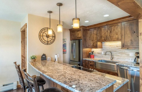 Dillon Apartment | Lake Cliffe #303, Building E By Summit County Mountain Retreats