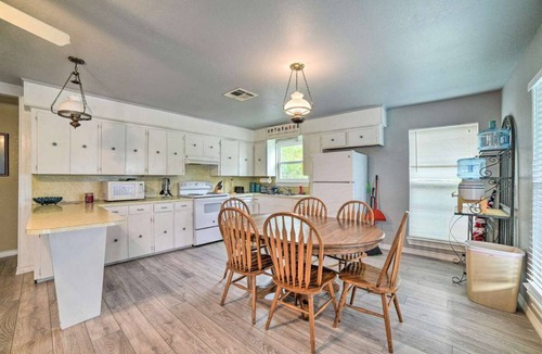 Dinero House | Lake Corpus Christi Vacation home