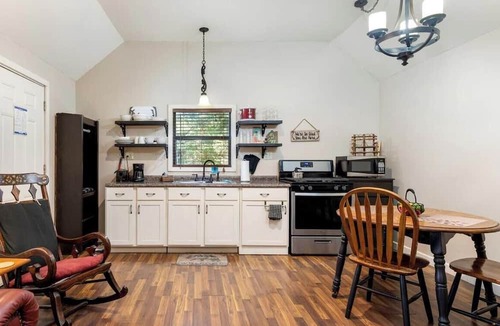 Miami Cabin | Lake Cozy Cabin Incredible for Water Sports in Miami, Oklahoma