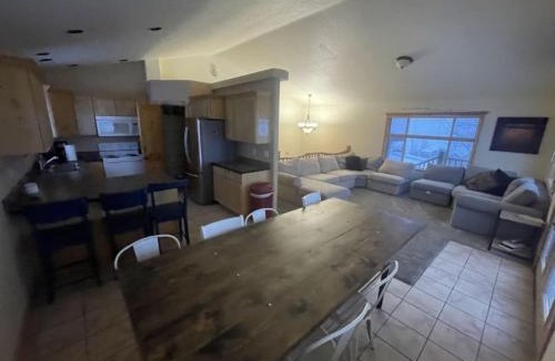 Garden City House | Lake Life Cabin in Bear Lake and Dog Friendly
