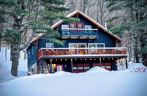 Brant Lake House | Lake side Chalet Brant Lake w/outdoor Hot Tub