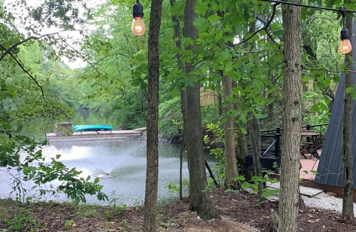 Beach City Cabin | Lakefront A-Frame -Fireplace, Kayaks, Soaking Tub, Retreat for couples or solo