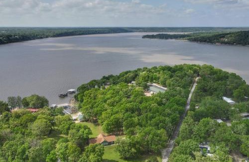 Grove House | Lakefront Cabin: Boat Dock, Pool & Hot Tub