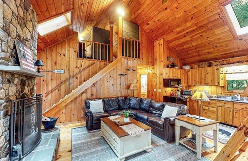 Ellsworth Cabin | Lakefront Cabin w/a Private Dock, Firepit & Gorgeous Views