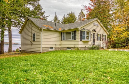 Greenville Junction House | Lakefront cottage w/beautiful views of Moosehead Lake & Big Moose Mountain