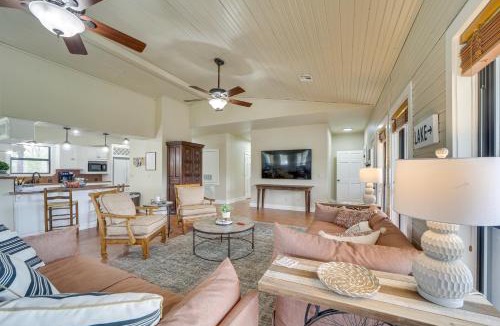Longtown House | Lakefront Eufaula Vacation Rental w/Private Dock