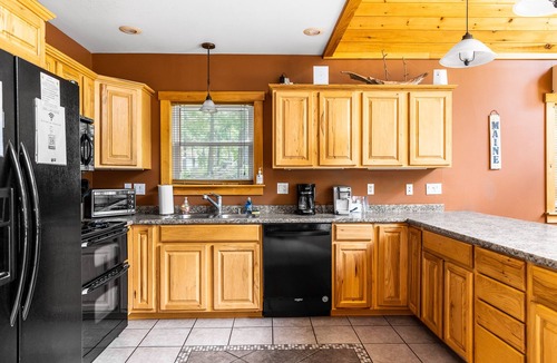 Bowerbank House | Lakefront house on Sebec Lake, ME. Fast WiFi, chef!
