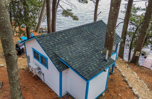 Orland Cabin | Lakefront Lighthouse Tiny Cabin @ Getogether Stays
