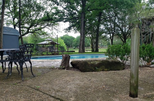 Elmo Cabin | Lakeside Casita