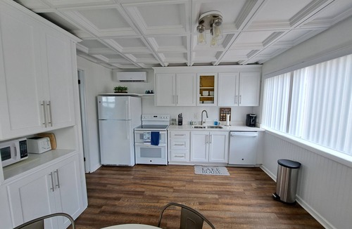 Perry Cottage | Lakeside cottage close to Letchworth State Park