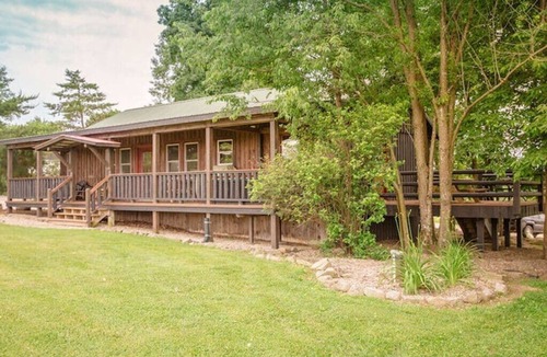 Bladensburg Cabin | Lakeview Cabin at Camp Because I Said I Would