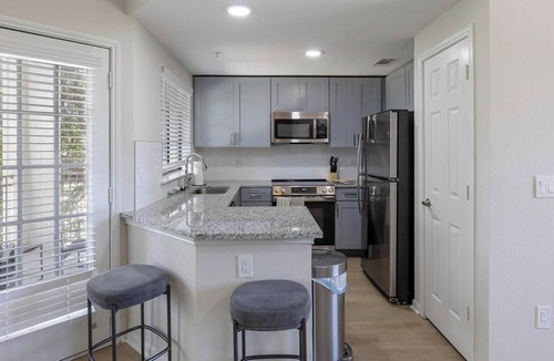 Garland Apartment | Landing | Amazing 2BD, Gym