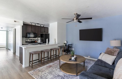 Herriman Apartment | Landing | Beautiful 3BD, Clubhouse, Game Room