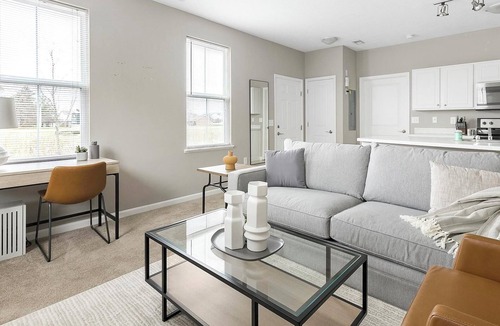 Canal Winchester Apartment | Landing | Chic 1BD, Clubhouse, Pool
