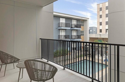 Garland Apartment | Landing | Chic 2BD, Pool, Gym