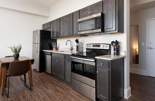 Spartanburg Apartment | Landing Chic Studio Gym