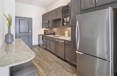 Fort Worth Cultural District Apartment | Landing | Modern Studio, Gym, Game Room