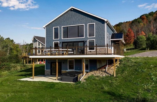Great Valley House | LarchwoodLodge-Ellicottville, NY