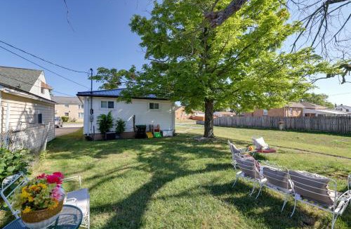 Tonawanda House | Large Private Yard: Home 14 Mi to Niagara Falls!