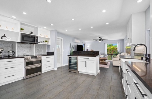 Hawaii Kai House | Large upgraded home with space for large extended families