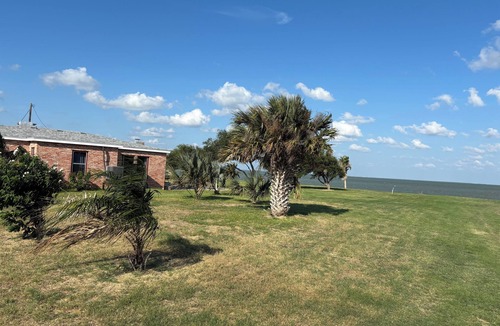 Austwell House | Large waterfront property, 2bed 2 bath lodge, San Antonio Bay Lodge