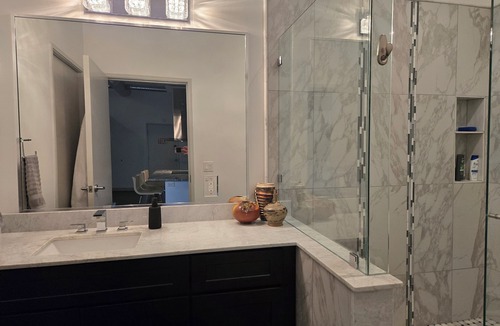 Dallas Design District Apartment | Legacy Hi-Fi Studios Apartment - 2 bedrooms in the Design District