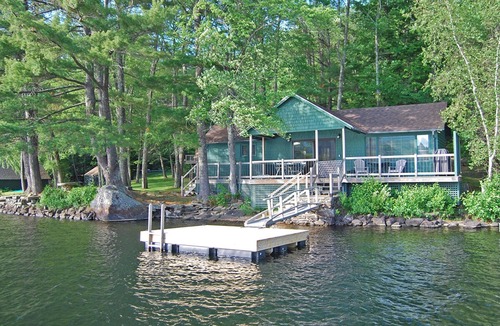 Camden Cabin | LITTLE PINES - Town of Camden - Megunticook Lake