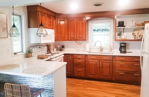 North East Cottage | Little slice of Heaven experiencing Lake Erie - private beach access